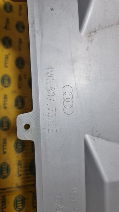 Ornament spoiler bara fata Audi Q5 80A FY Q7 4M 2020+ 4M0807733E