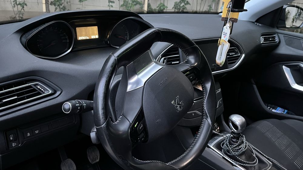 PEUGEOT 308 2015 — imagine 3