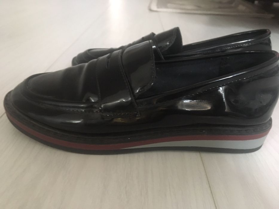 Женская обувь