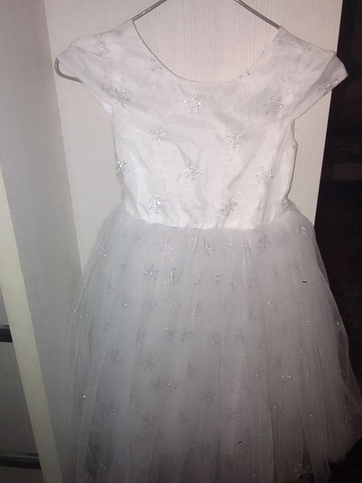 Платье для девочки прокат