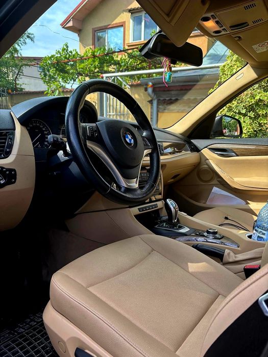 BMW X1 2014 — imagine 3
