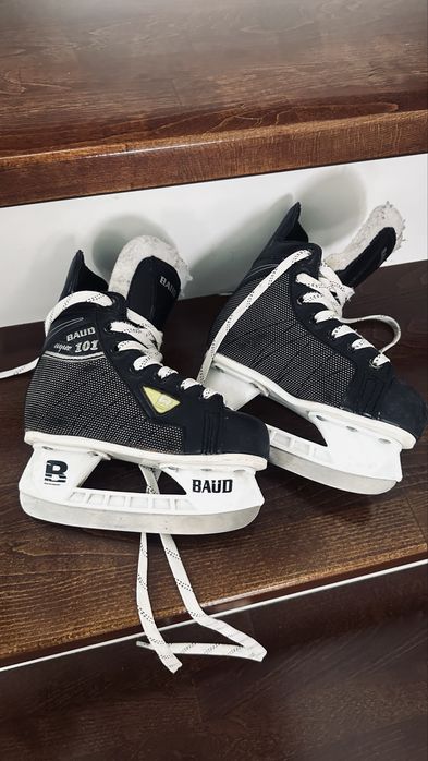 Продам детские коньки