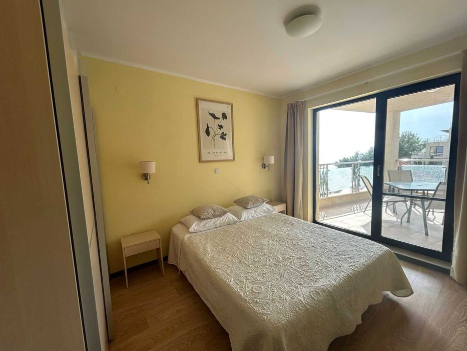 Продава се Двустаен апартамент в Варна, Център - 80 кв.м за 1063 €/кв.м - Снимка #13