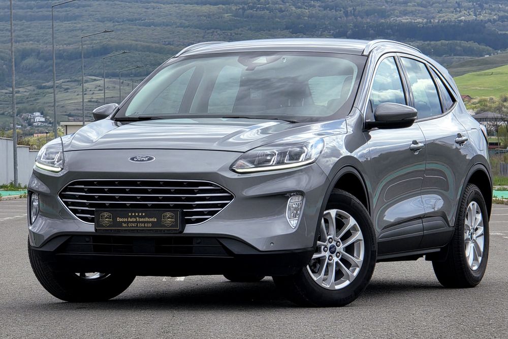 FORD Kuga 2021 — imagine 2
