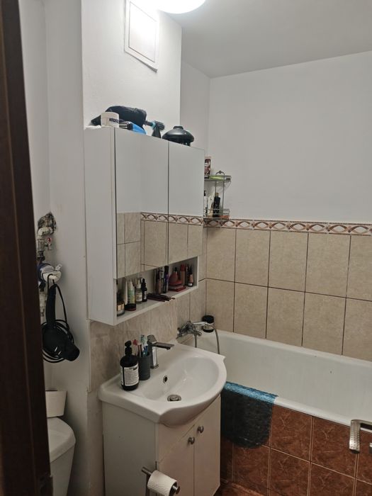 Apartament 2 camere Decomandat