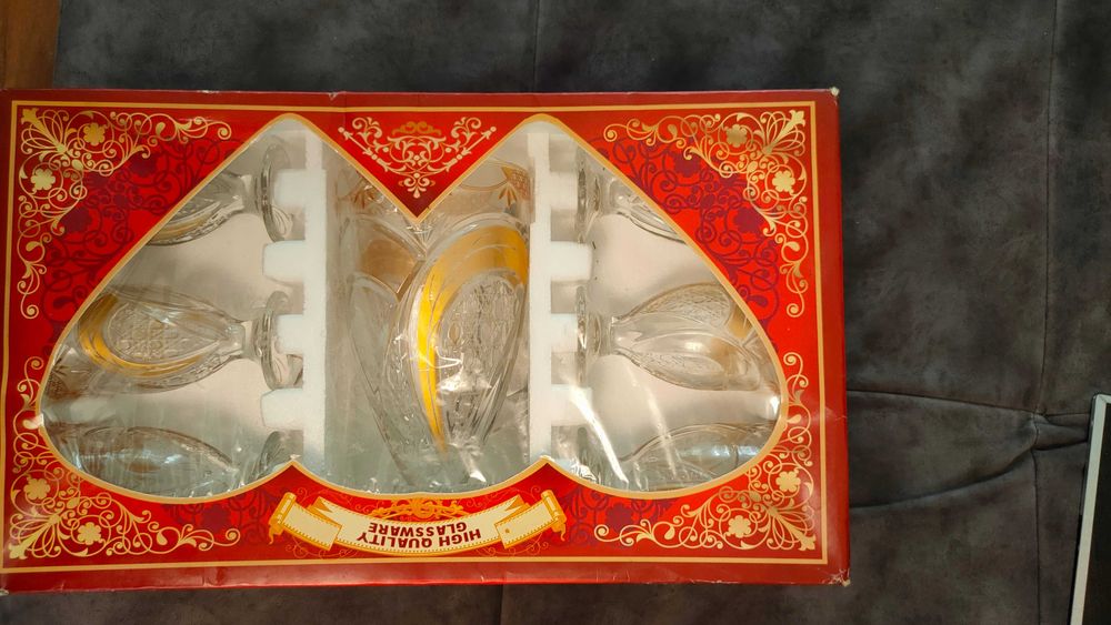 Набор бокалов и графин