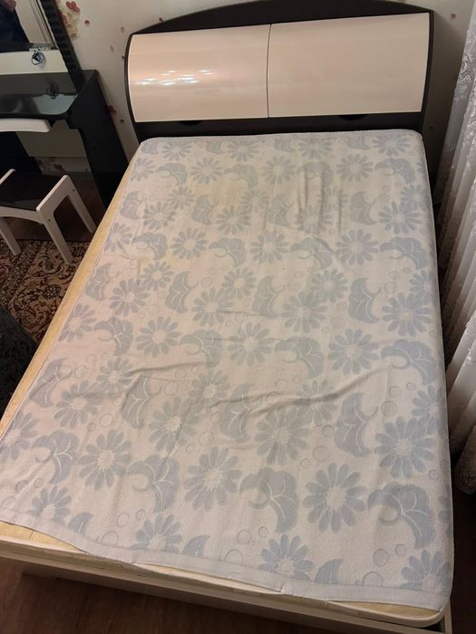 Двухспалный кровать