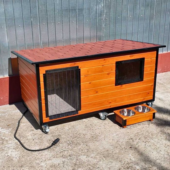 Cusca Caine Spatioasa Izolata Incalzita cu Fereastra & Profile Antiros