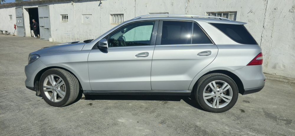 MERCEDES-BENZ ML-Class 2013 — imagine 3
