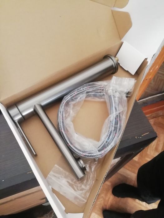 Продам срочно духовку и смеситель