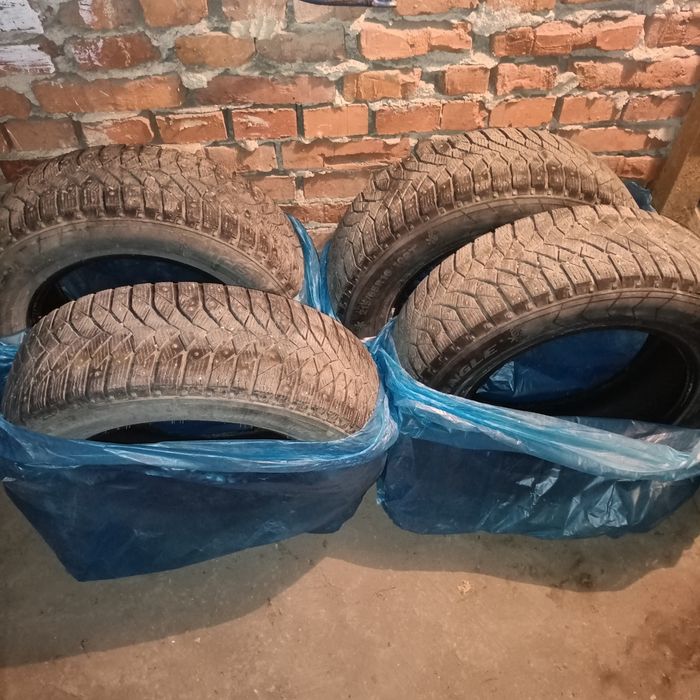 Продам зимнюю резину