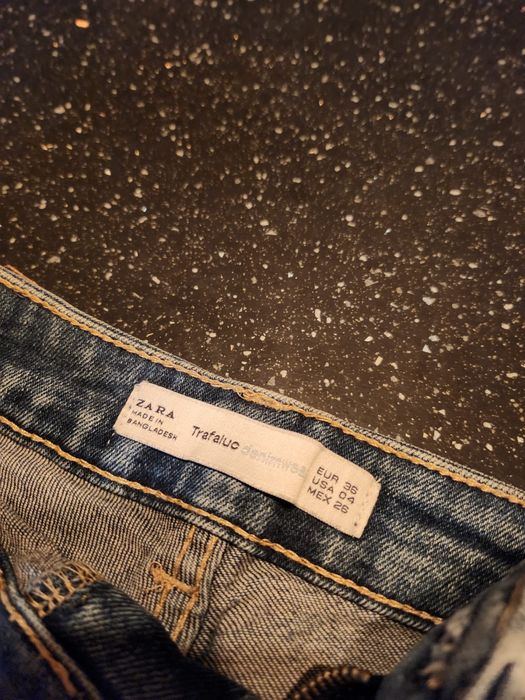 Pantaloni scurti din denim Zara