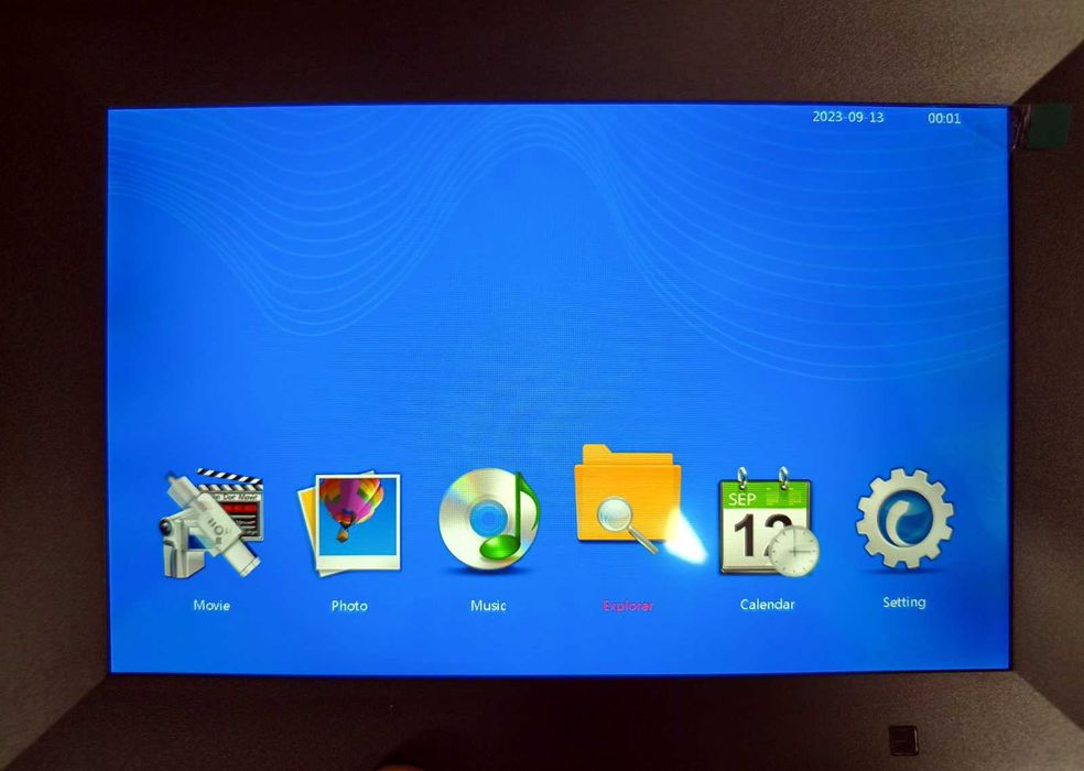 Чисто Нова Мултимедийна Фоторамка Every Perfect Moment 10 инча, USB SD