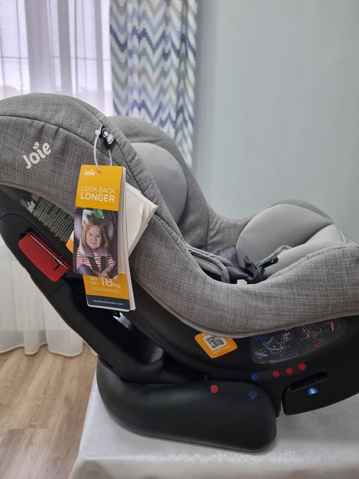 Автокресло Joie tilt