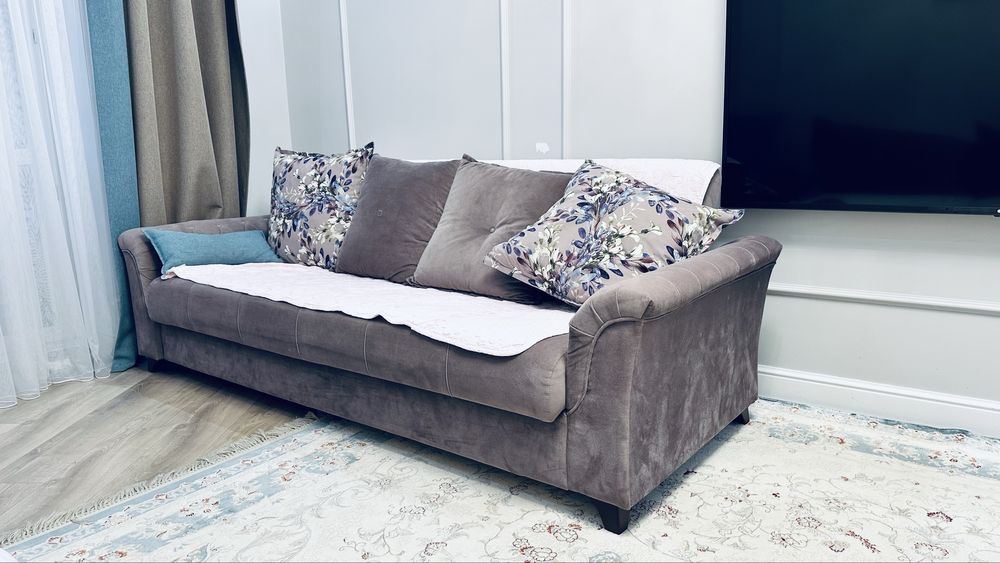 Срочно продам диван