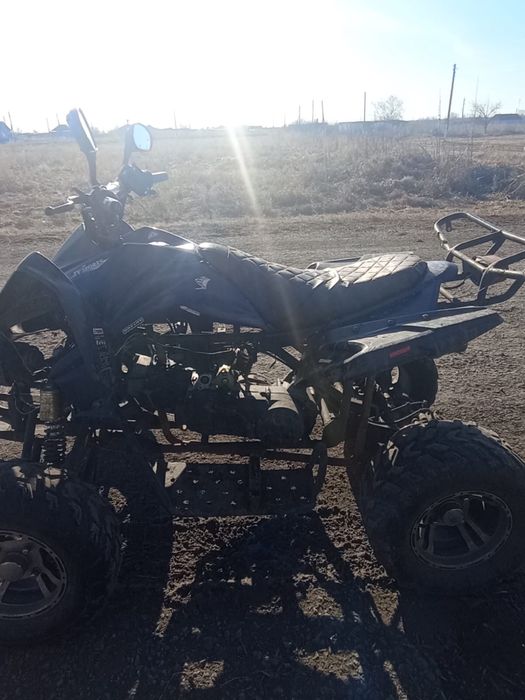Продам квадроцикл.