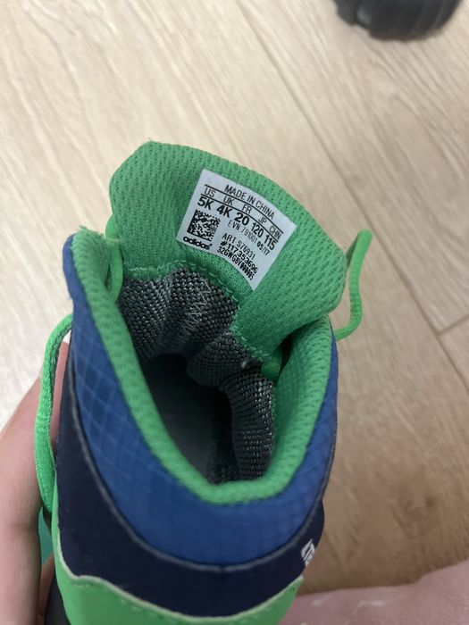 Адидас зимни обувки 20 номер