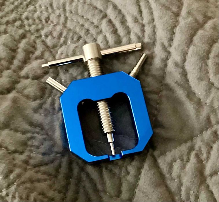 Скоба за лагери, RC модели и други