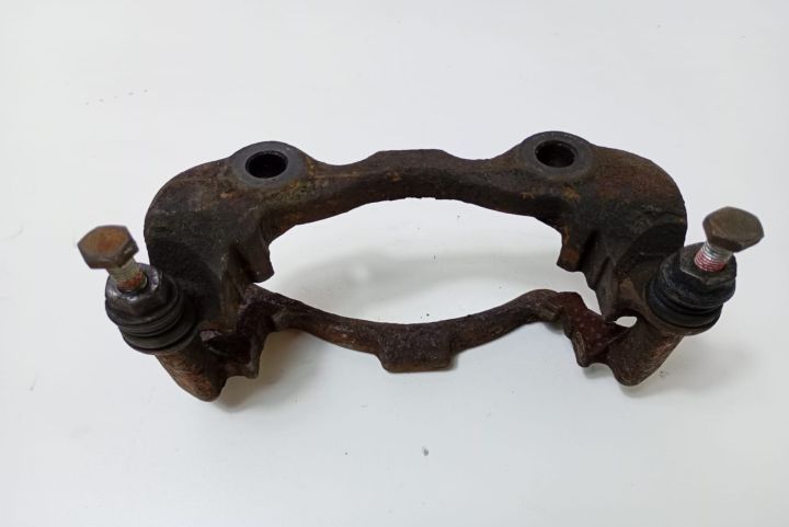 Suport etrier Volkswagen VW Polo a 3-a generatie 6N (facelift)