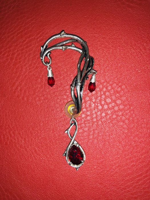 Продам оригинальные серьги