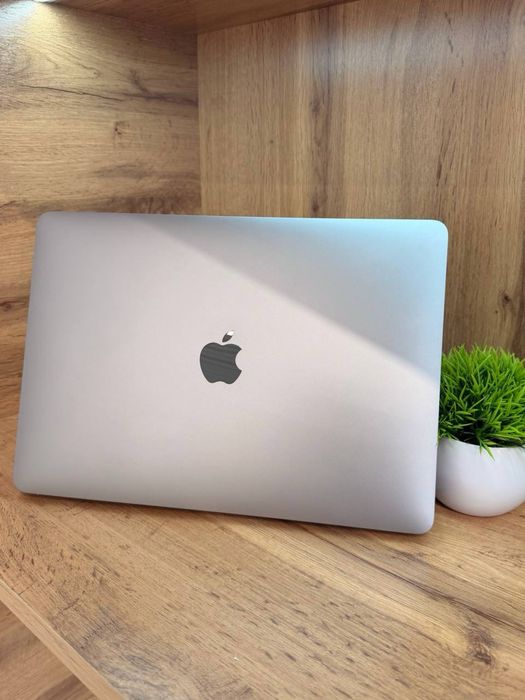 MacBook Air 13” M1 2020