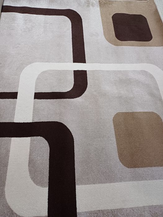 Продам ковёр, размер 2.5 ×3.5