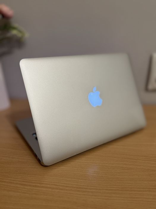 Macbook pro (Retina, 13-Inch, Late 2013)