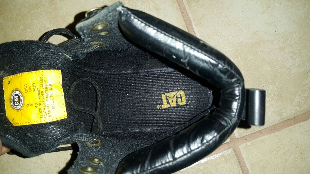 Vand ghete/bocanci Caterpillar marimea 42