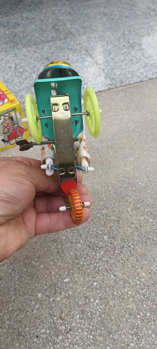 Jucărie veche funcțională