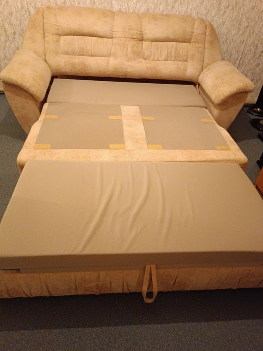 Продам выдвижной диван