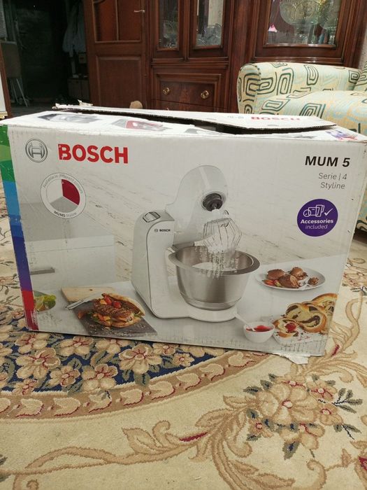 Kuxonniy kombayn Bosch mum 5