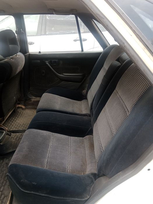 Продам Тойота Карина 2