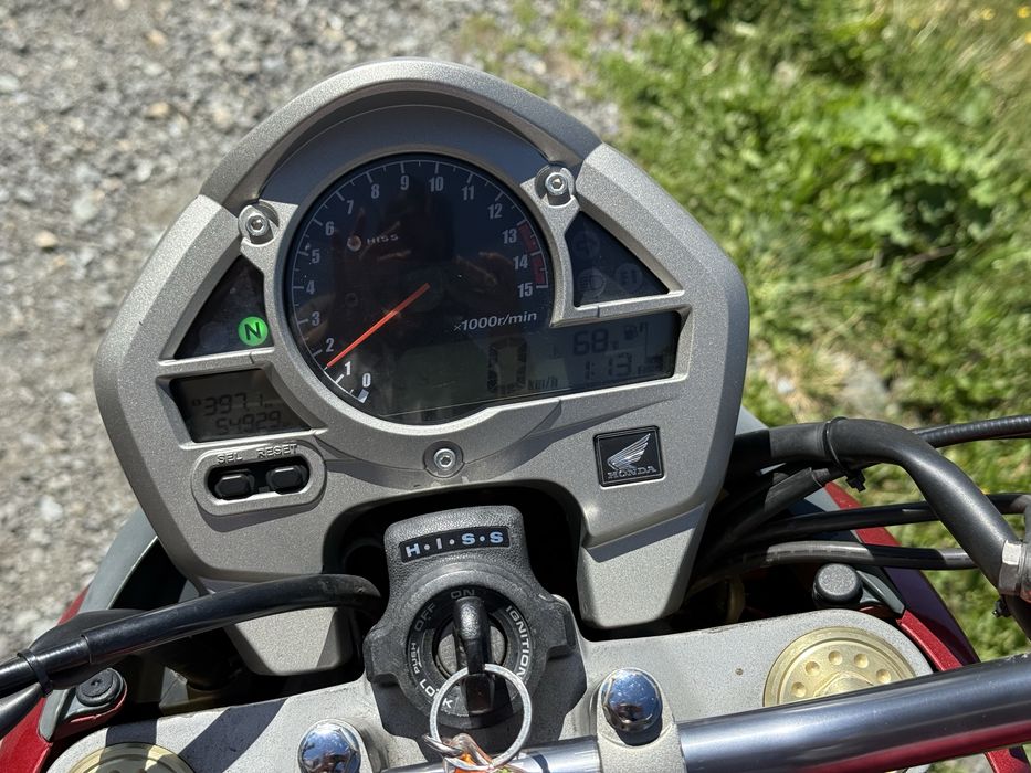 Se vinde honda hornet 600 cc 102 cp