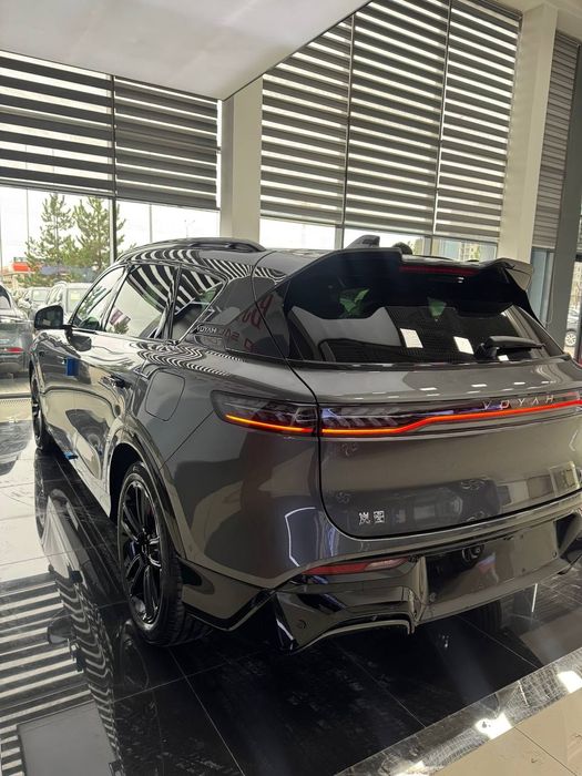 Voyah Free 318 restyling nalichida tayyor