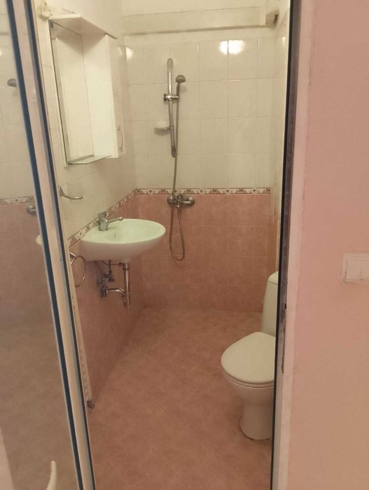 Дава се под наем Двустаен апартамент в София, Център - 55 кв.м за 580 € - Снимка #7