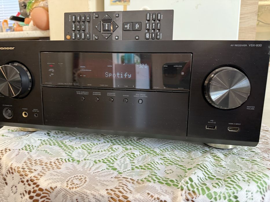 Pioneer VSX-930 Bluetooth Wi-Fi