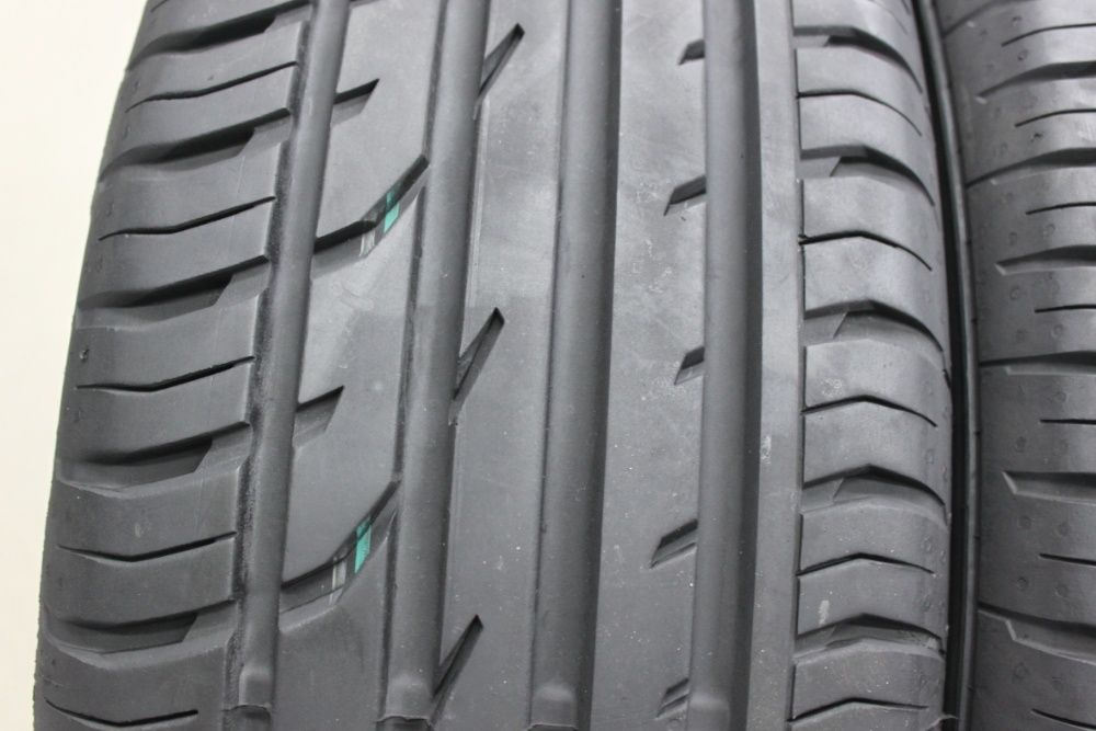 215/55-18 Летни гуми Continental