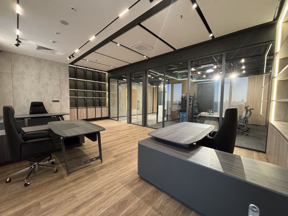 БЦ Trilliant, центр | офис 98 м² | класс А | вид на сквер