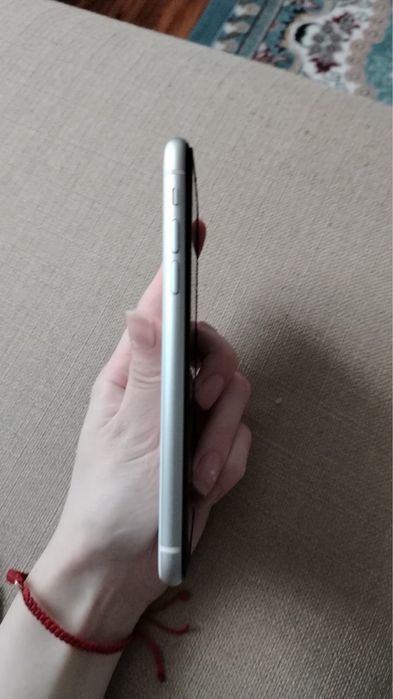 продам Apple iPhone 11 128GB (2022)