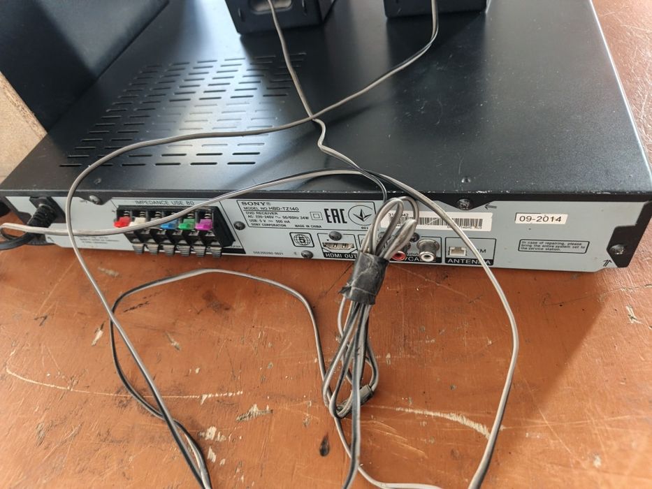 Домашний кинотеатр Sony DAV-TZ140