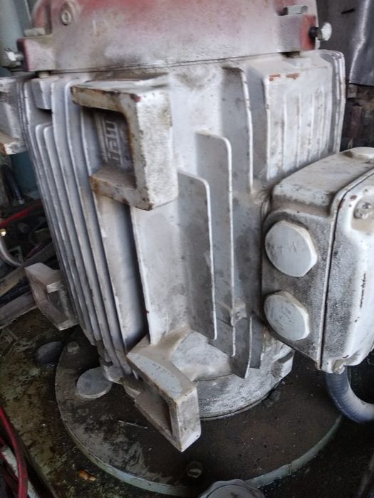 Двигатель на 220 Вольт