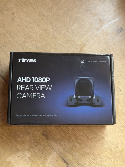 Камера заднего вида Teyes 1080 новая