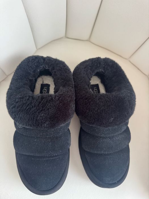 Ugg marimea 37 model blanita