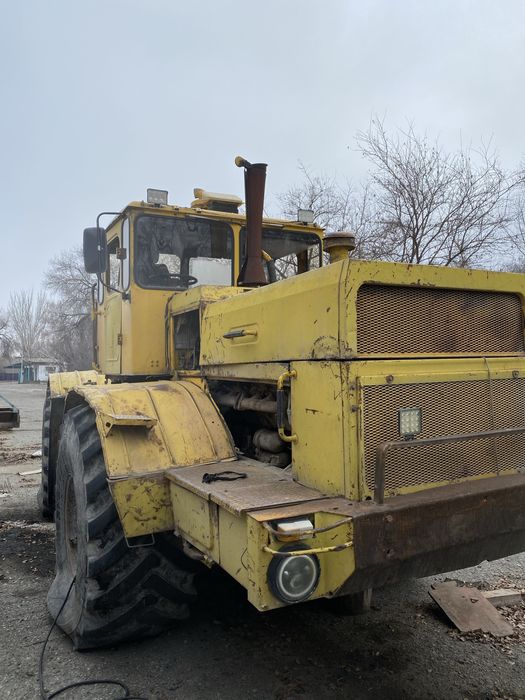 Трактор К-700 в хорошем состояний
