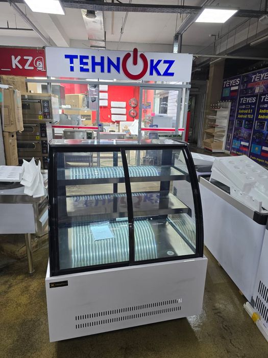 Кондитерские витрины