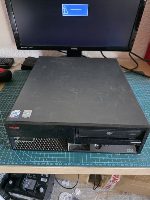 Lenovo ThinkCentre M57e 9488-A8J SFF – Core 2 Duo E4300 / 1 GB RAM / 160 GB HDD