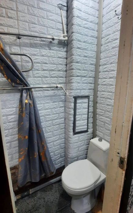 Срочно Цум 1 комнантная . Метро Ойбек