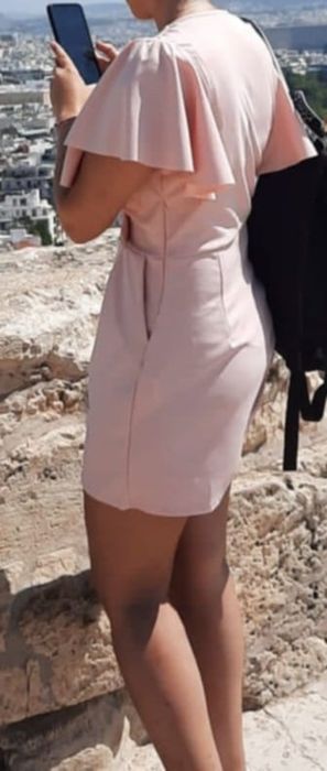 Vând salopeta scurta roz