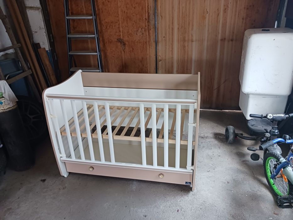 Lorelli детска кошара + матрак и протектор