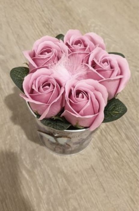 Buchete trandafiri de săpun